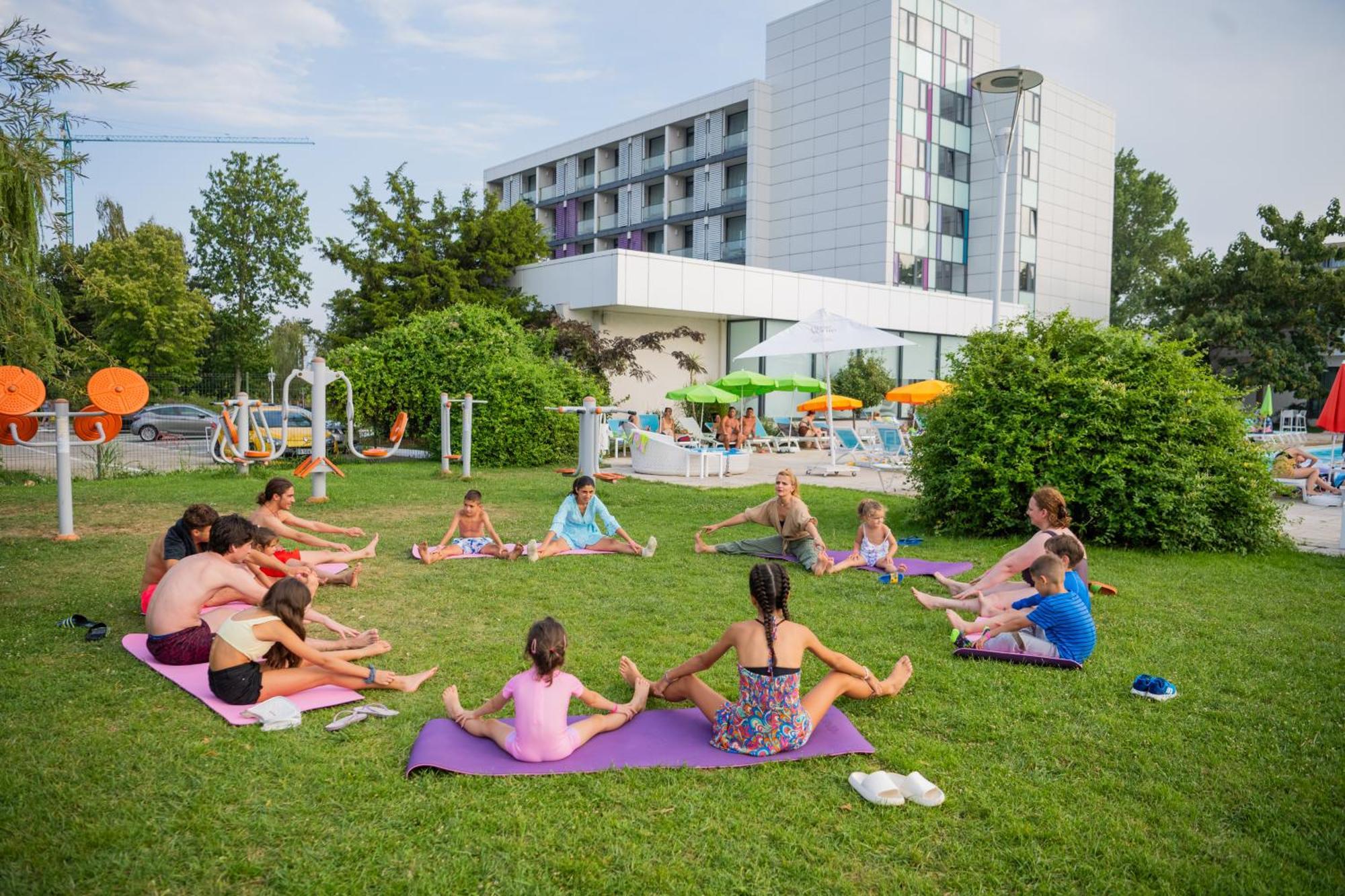 Hotel Melodia Venus Exteriör bild